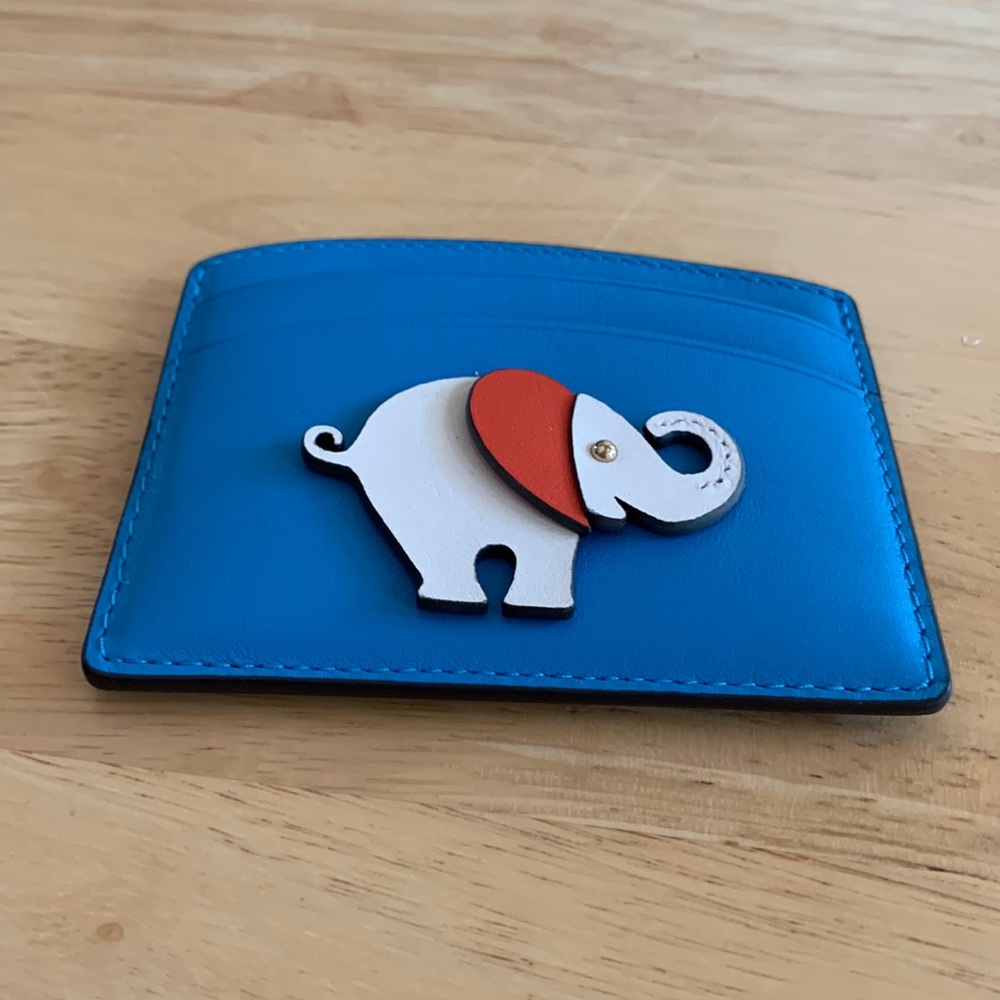 NWT Kate Spade card holder with elephant appliqué.